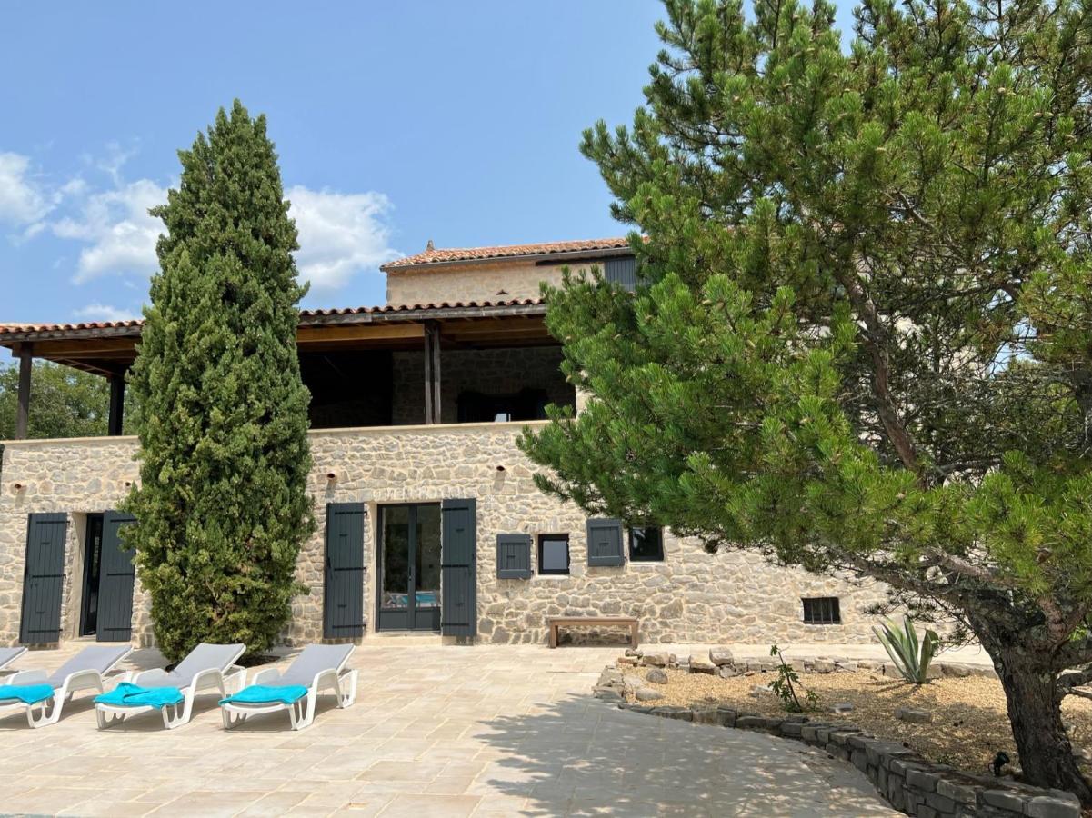 Luxurious Family House With Pool In Ardeche. Βίλα Les Vans Εξωτερικό φωτογραφία