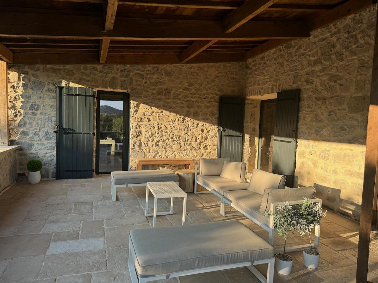 Luxurious Family House With Pool In Ardeche. Βίλα Les Vans Εξωτερικό φωτογραφία