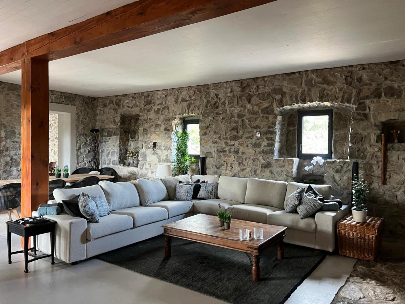 Luxurious Family House With Pool In Ardeche. Βίλα Les Vans Εξωτερικό φωτογραφία